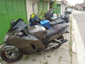 Honda Cbr 1100  Super Blackbird - изображение 1