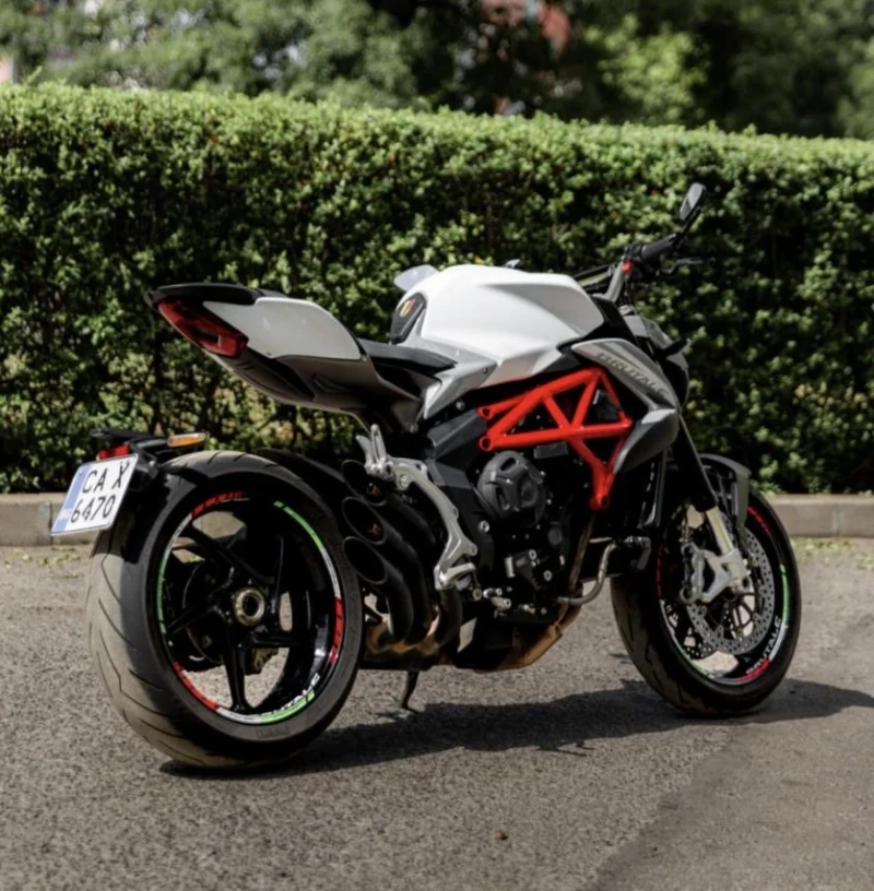 MV Agusta Brutale 800 A2, снимка 4 - Мотоциклети и мототехника - 52713307