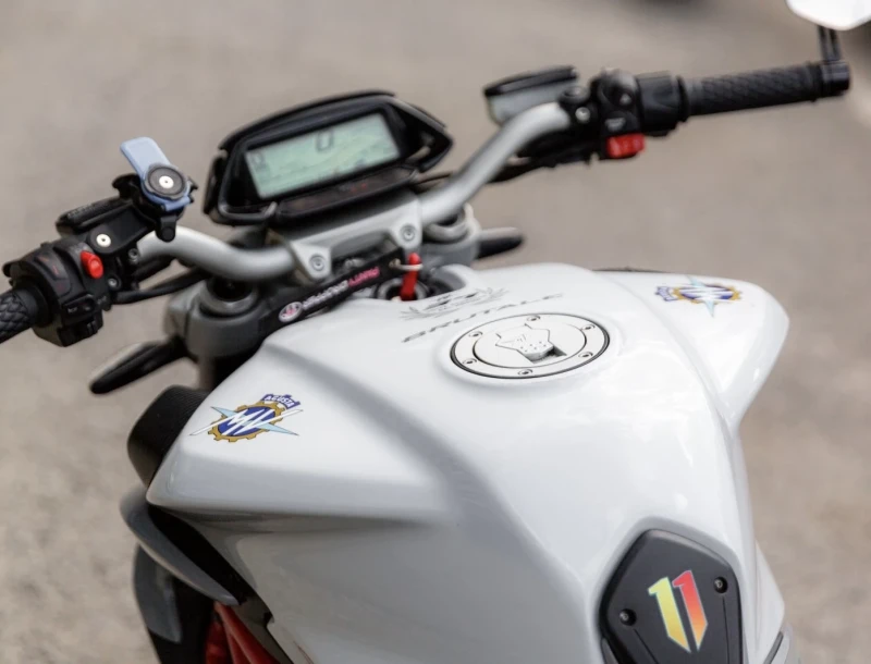 MV Agusta Brutale 800 A2, снимка 7 - Мотоциклети и мототехника - 52713307