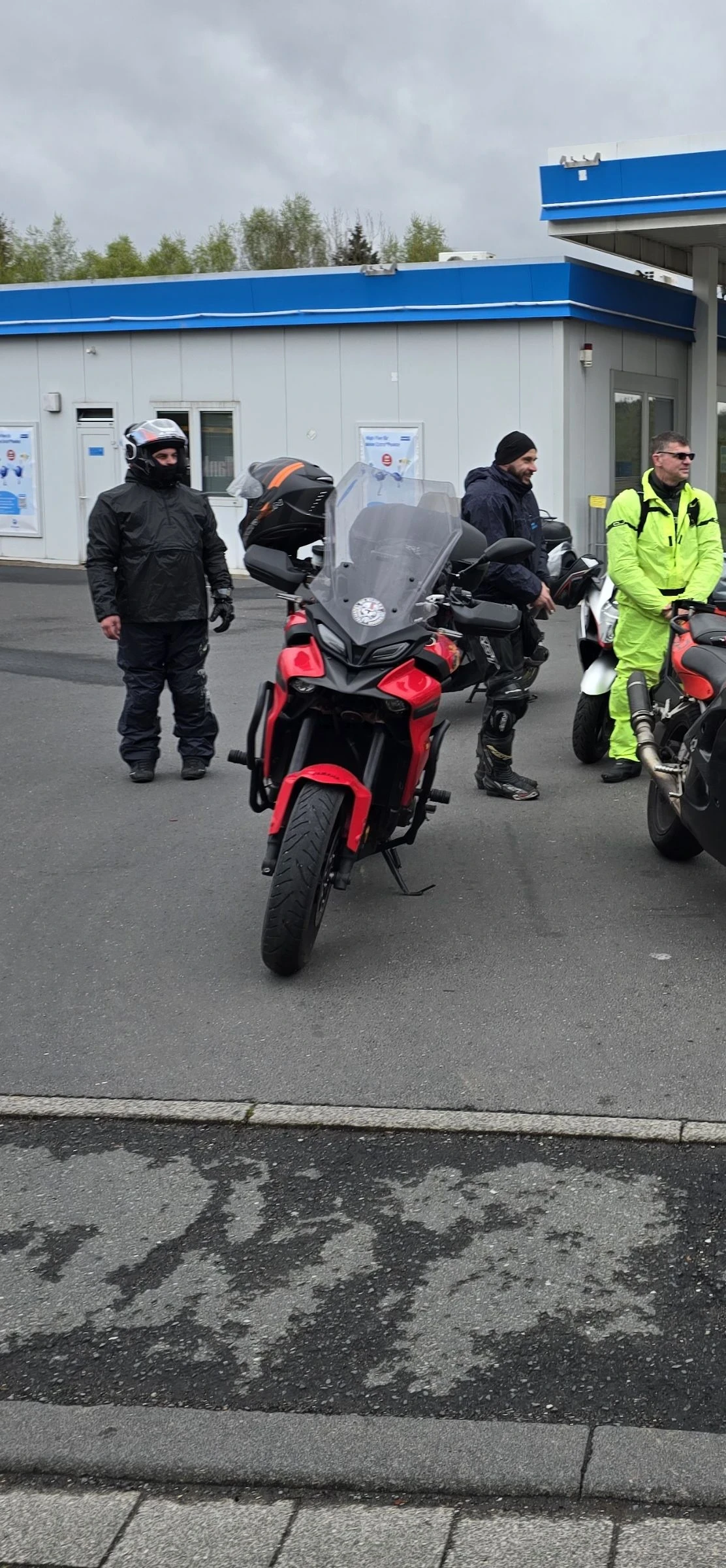 Yamaha Mt-09 Треисър - изображение 7