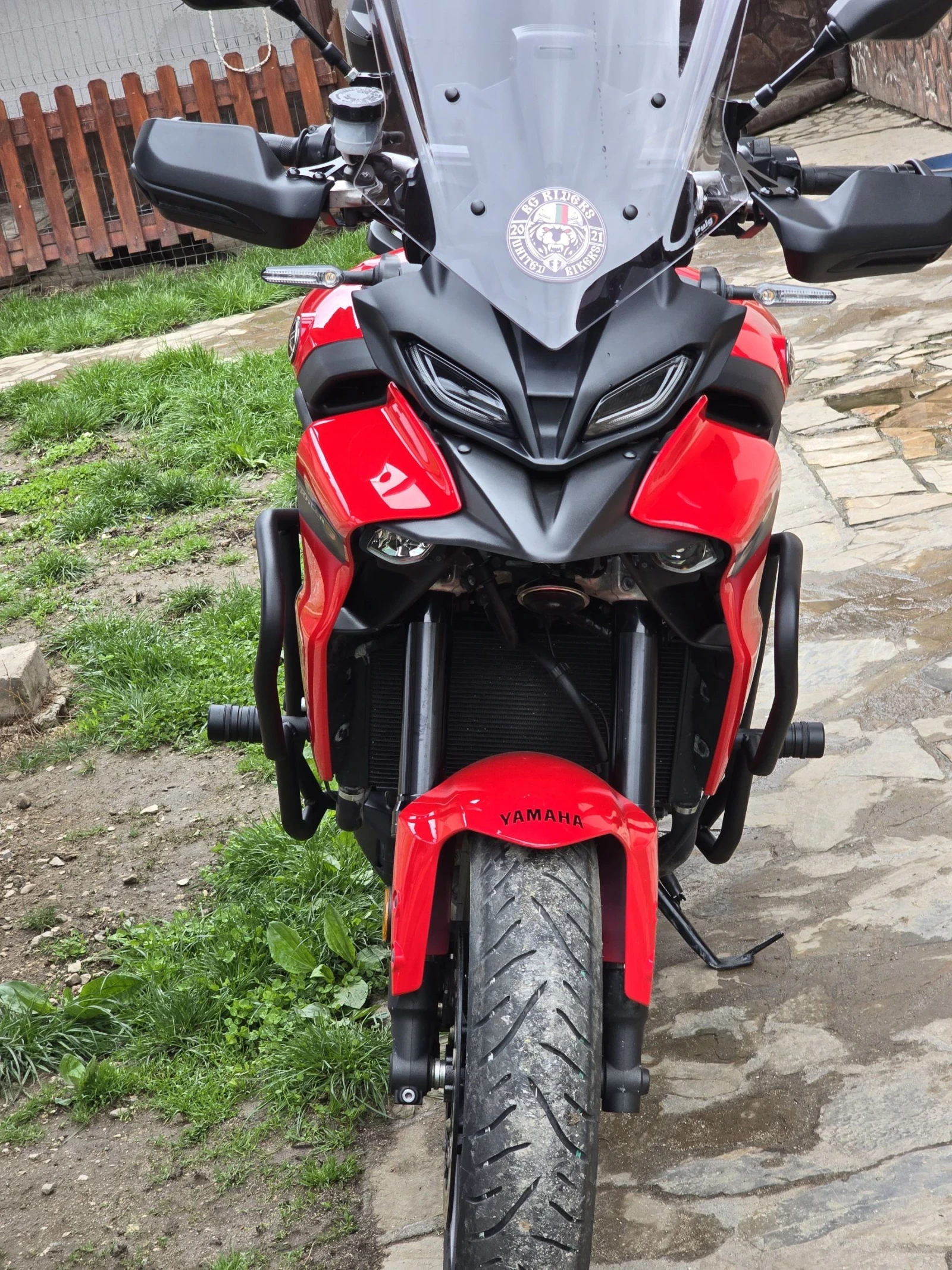 Yamaha Mt-09 Треисър - изображение 9