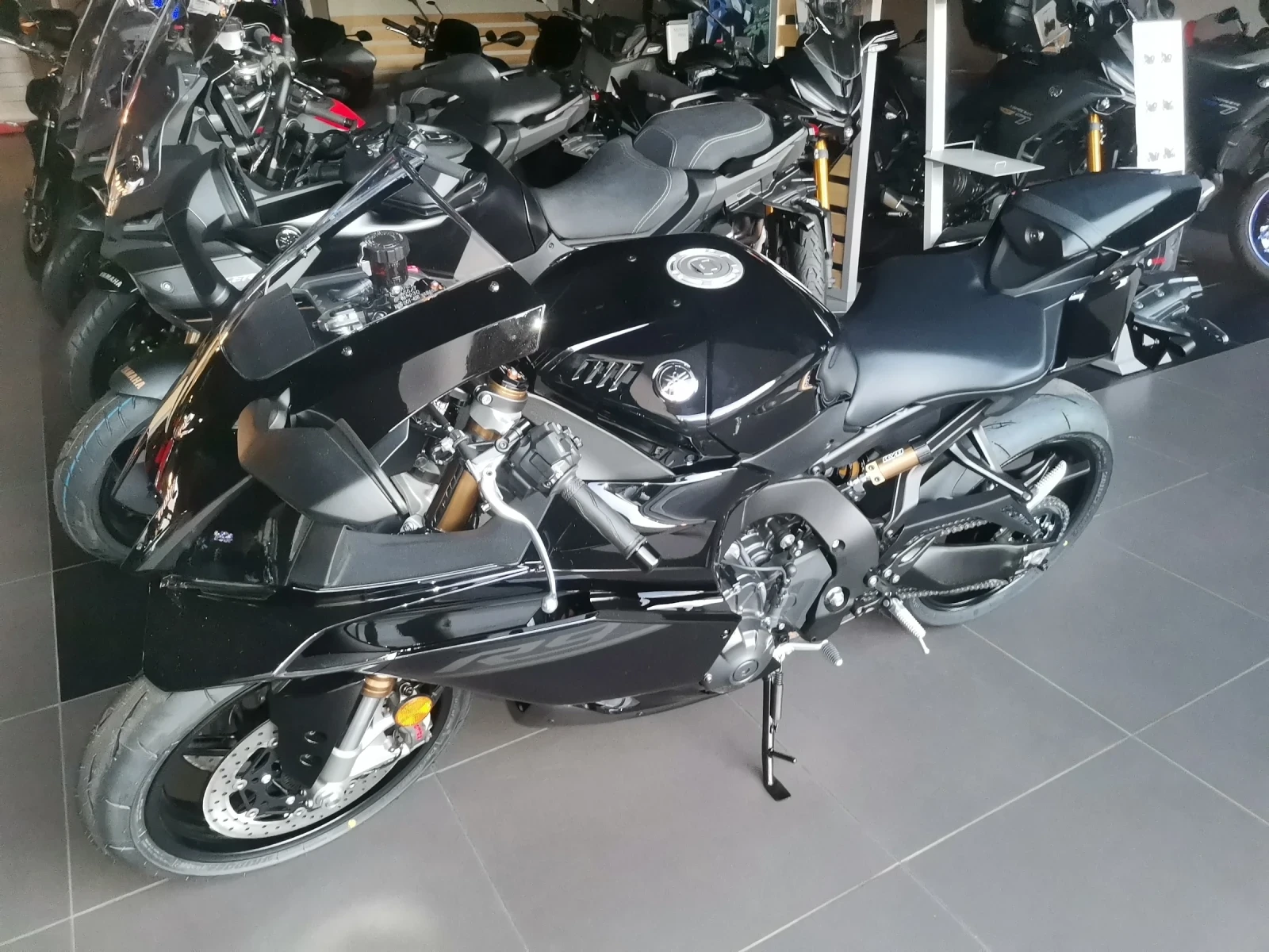 Yamaha YZF-R1 R9 2026 NEW ЧЕРЕН НАЛИЧЕН
