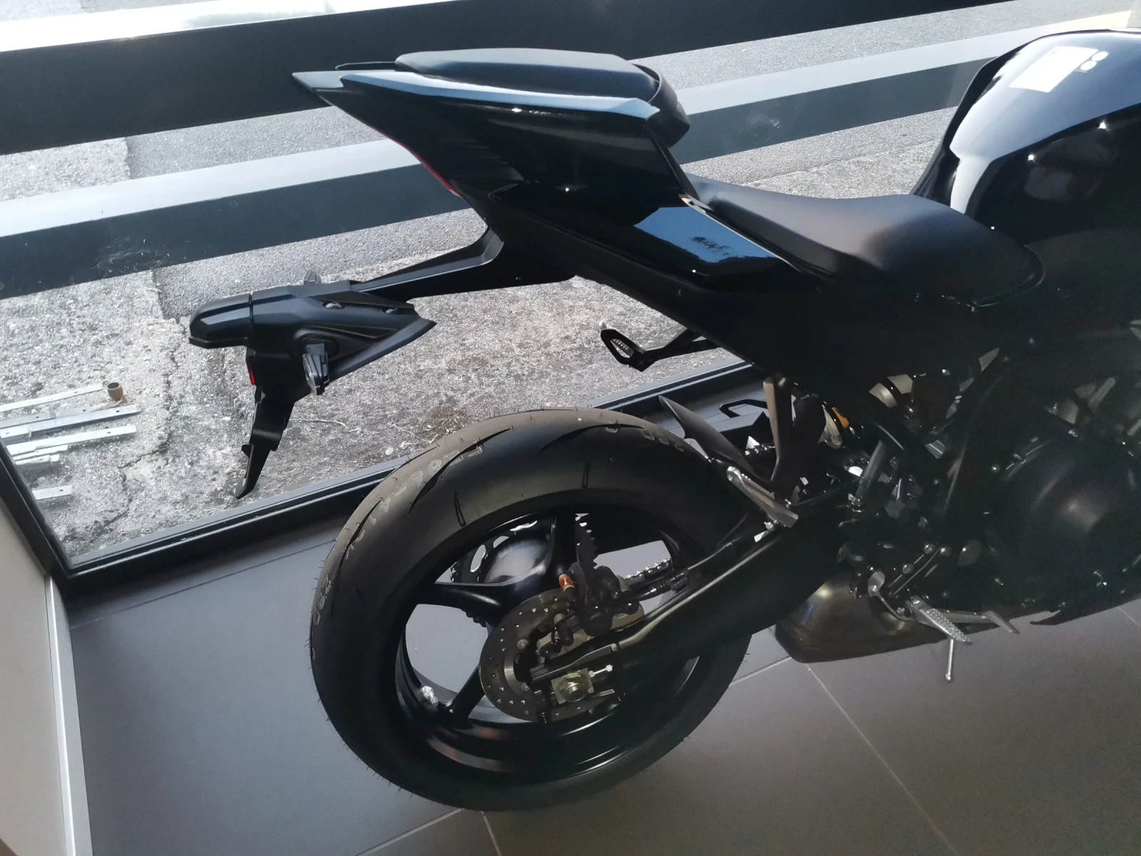 Yamaha YZF-R1 R9 2026 NEW ЧЕРЕН НАЛИЧЕН, снимка 10 - Мотоциклети и мототехника - 55213059