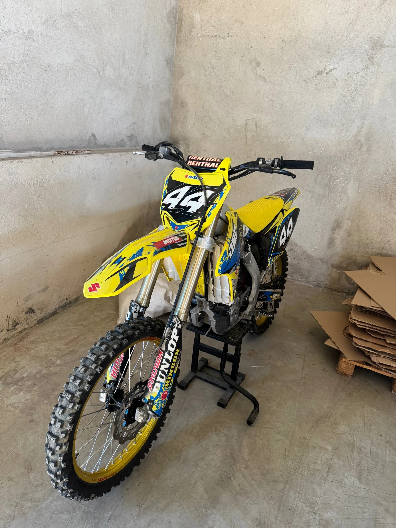 Suzuki 250, снимка 2 - Мотоциклети и мототехника - 55781011