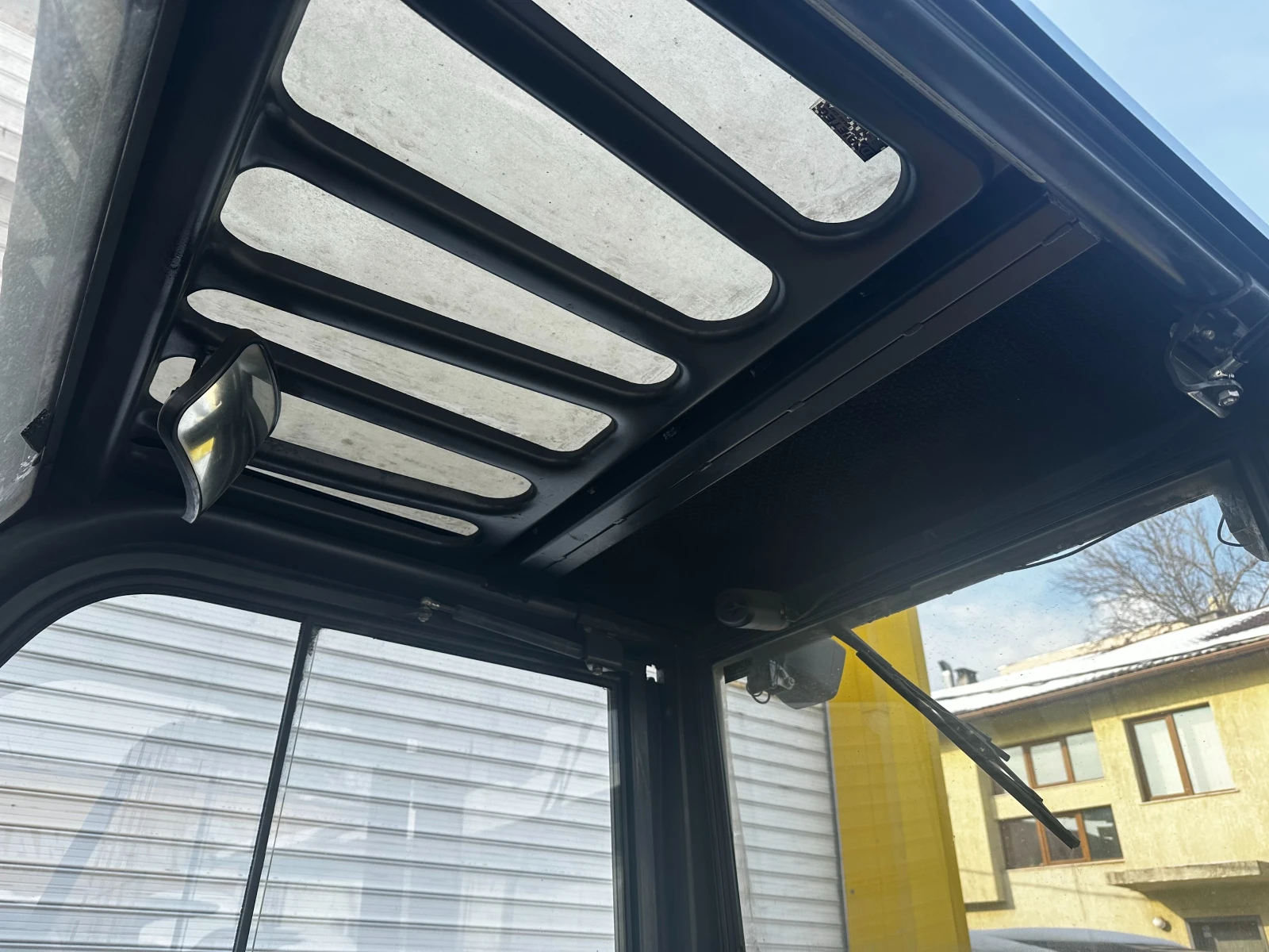 ������� Komatsu  | Mobile.bg � ����������� 12