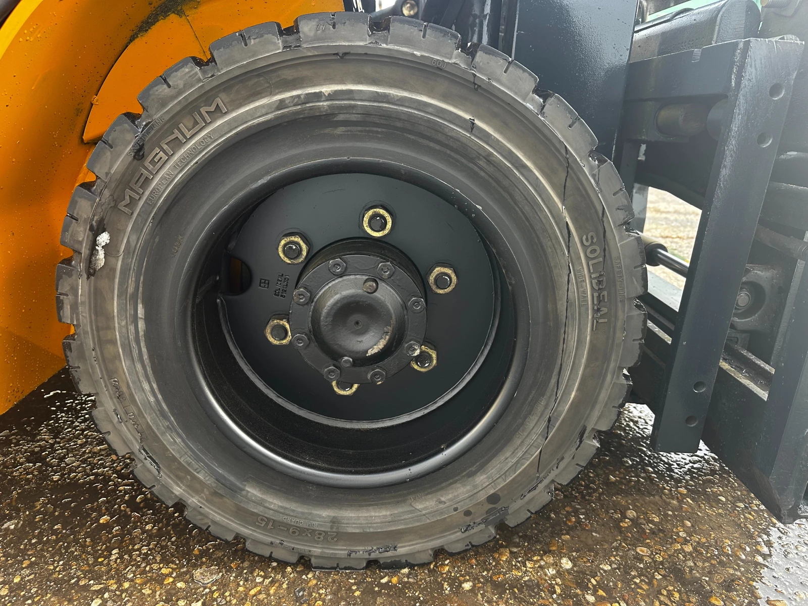 ������� Komatsu  | Mobile.bg � ����������� 13