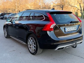 Volvo V60 2.4* PLUG-IN-HYB* 4х4* ПОДГРЕВ* АВТОПИЛОТ* ШИБИДАХ, снимка 4
