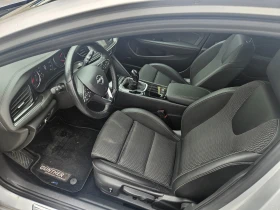 Opel Insignia GRANDE SPORT 4X4, снимка 13