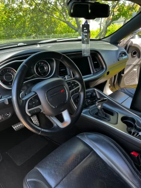 Dodge Challenger 3.6 sxt plus, снимка 11
