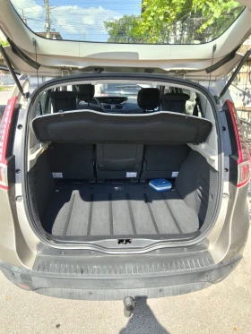 Renault Grand scenic - 4000 € / 7823.32 лв. - 93308722 8