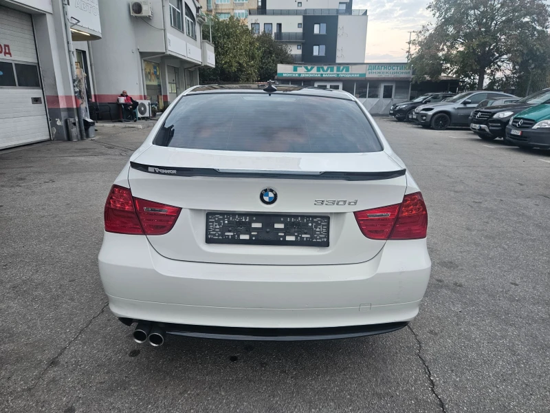 BMW 330 d-(245 Hp)-Navi-Xenon, снимка 4 - Автомобили и джипове - 47334124