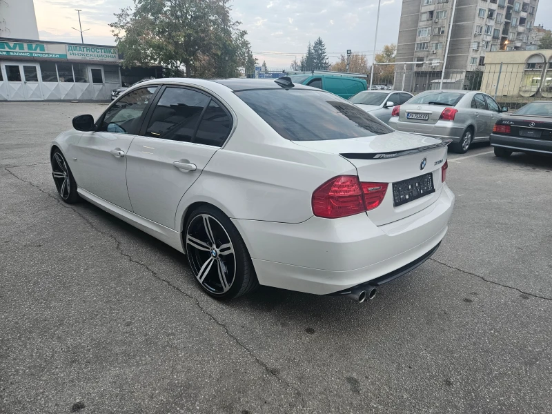 BMW 330 d-(245 Hp)-Navi-Xenon, снимка 3 - Автомобили и джипове - 47334124