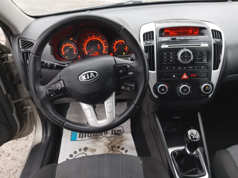 Kia Ceed 1, 6 CRDI/FACELIFT, снимка 11 - Автомобили и джипове - 48495950