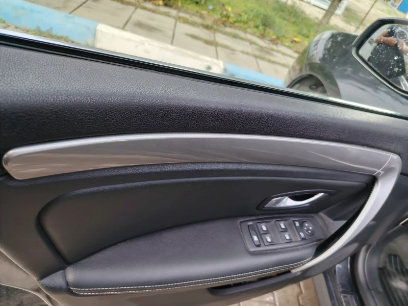 Renault Laguna, снимка 5 - Автомобили и джипове - 52967726