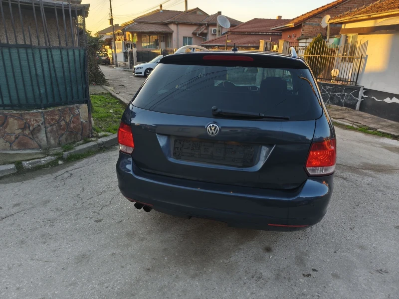 VW Golf 2.0тди 140кс 2010год.Панорама Теглич., снимка 4 - Автомобили и джипове - 53005580