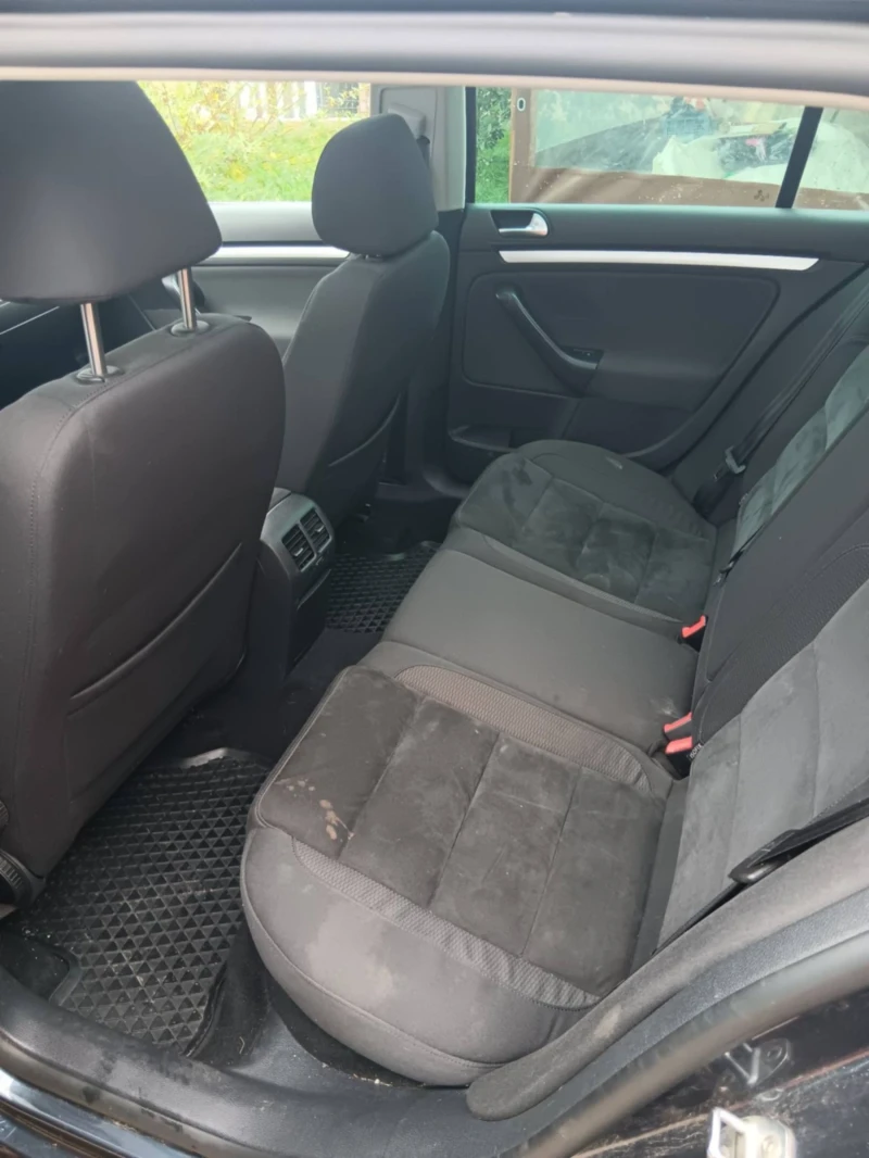 VW Golf 2.0тди 140кс 2010год.Панорама Теглич., снимка 11 - Автомобили и джипове - 53005580