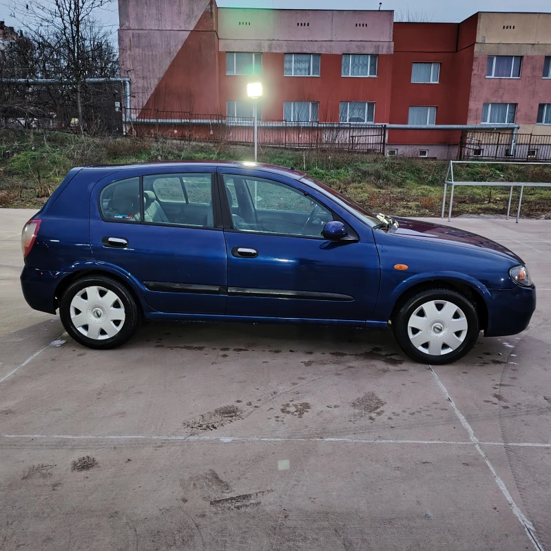 Nissan Almera, снимка 3 - Автомобили и джипове - 53296015