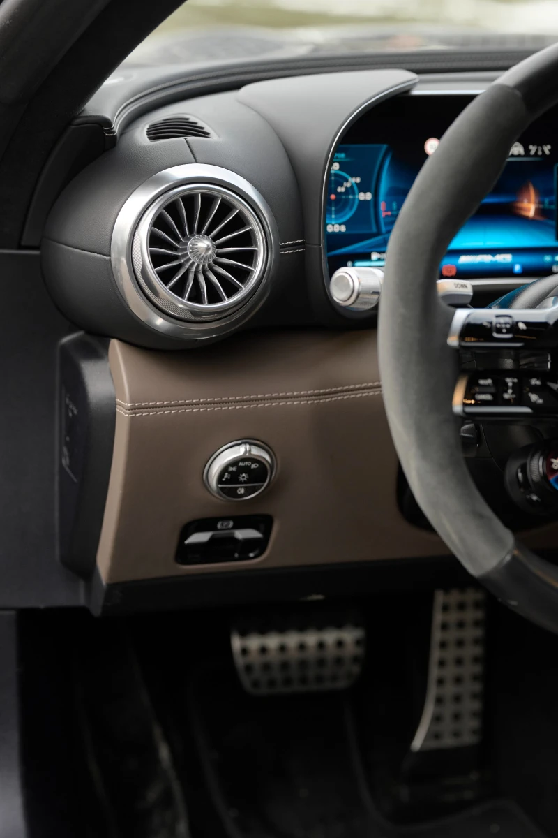 Mercedes-Benz SL 63 AMG, снимка 14 - Автомобили и джипове - 53436759