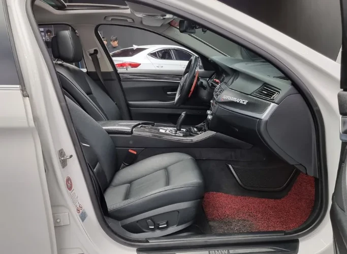 BMW 520  - изображение 10