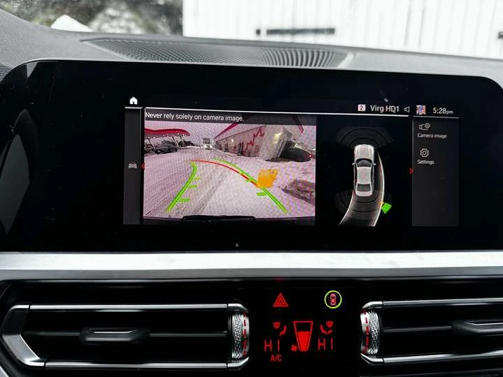 BMW 330 330i xDrive Sedan North America, снимка 17 - Автомобили и джипове - 53594534