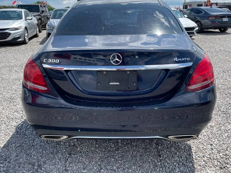 Mercedes-Benz C 300 * 4MATIC * PANO * 2 КЛЮЧА * CARFAX, снимка 5 - Автомобили и джипове - 55911887