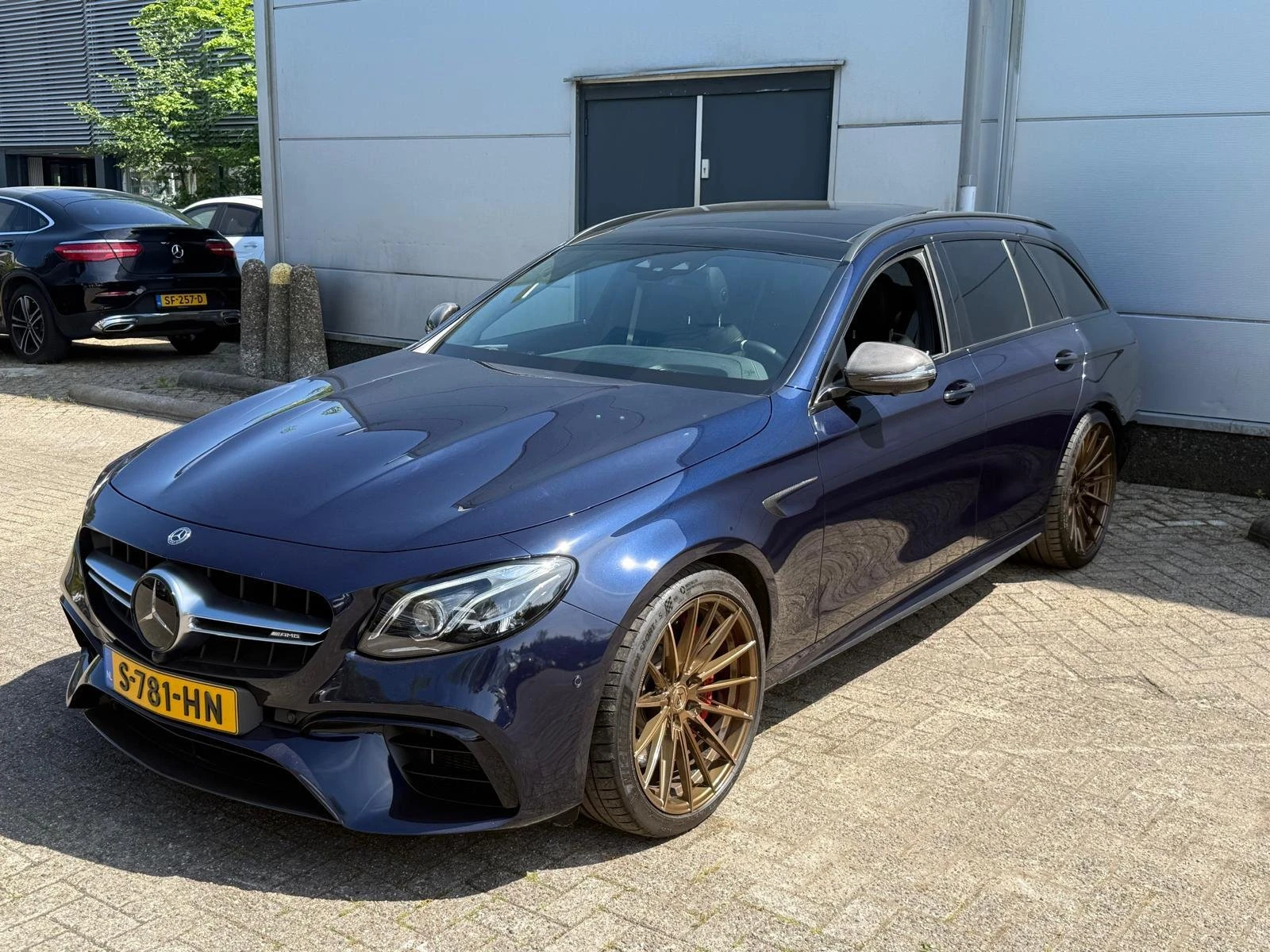 Mercedes-Benz E 63 AMG, снимка 1