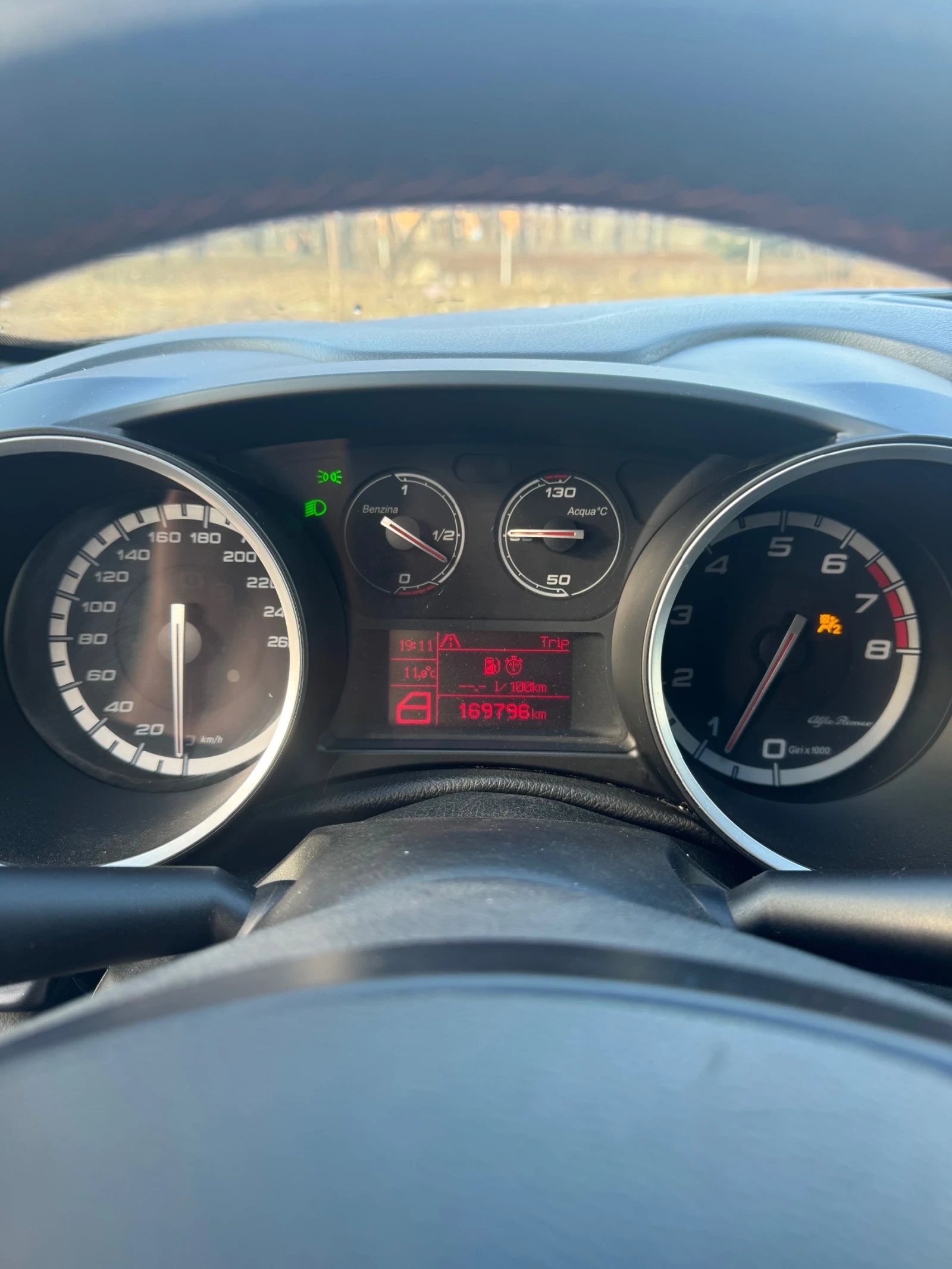 Alfa Romeo Giulietta Alfa Romeo Giulietta 1750 TBI - изображение 6