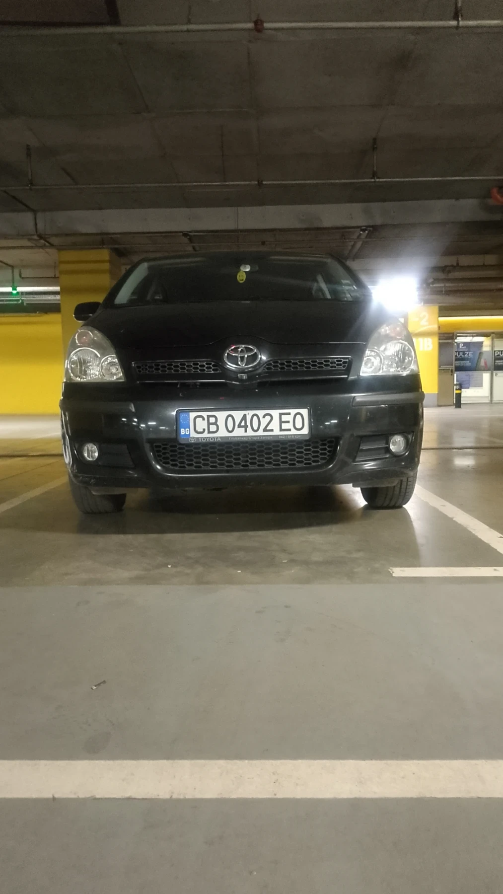 Toyota Corolla verso 1.8VVTI - изображение 8