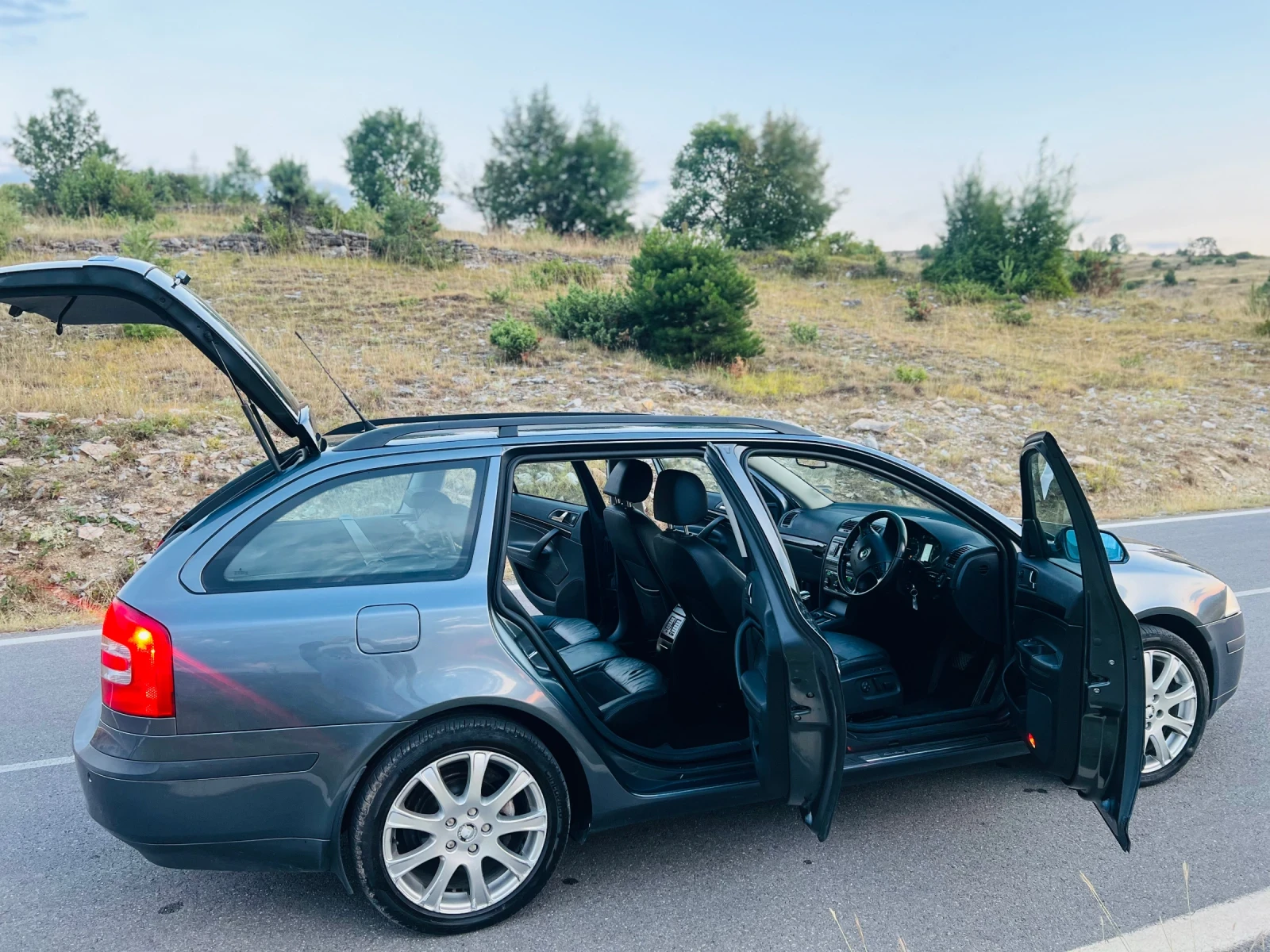 Skoda Octavia 2.0TDI десен волан - изображение 8