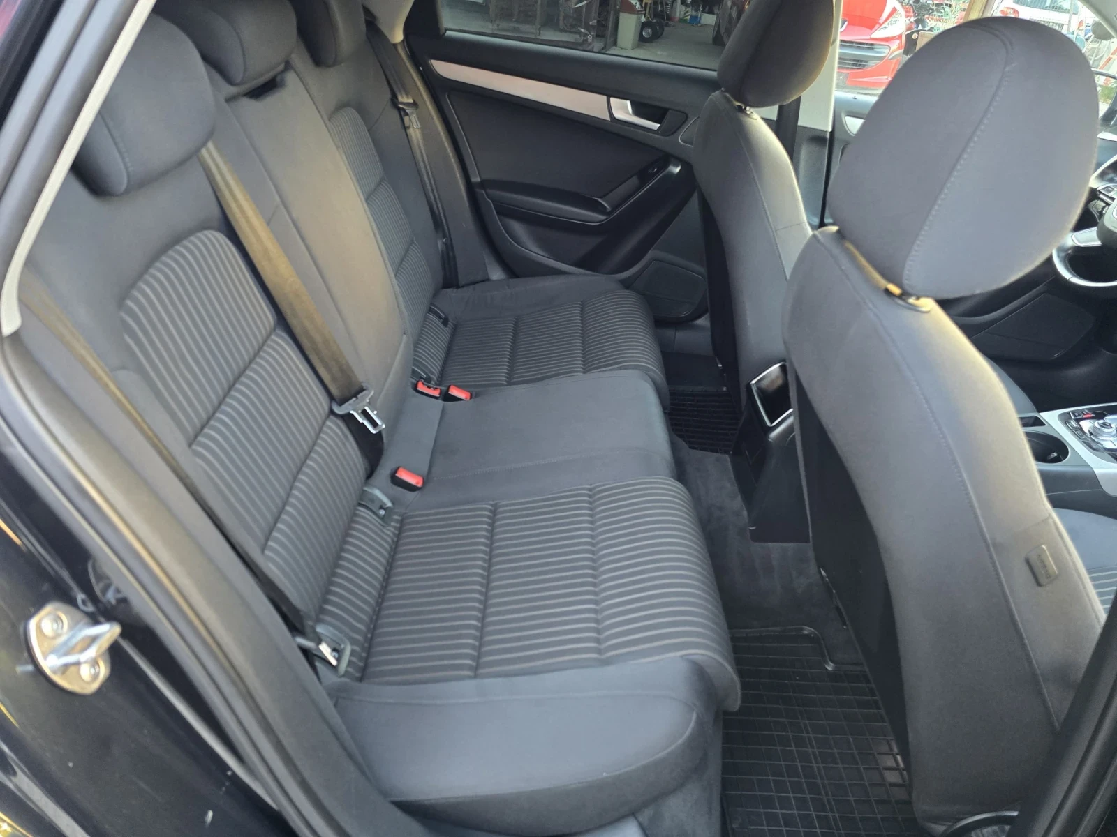 Audi A4 2.0TDI NAVI AVTOMAT  - изображение 8