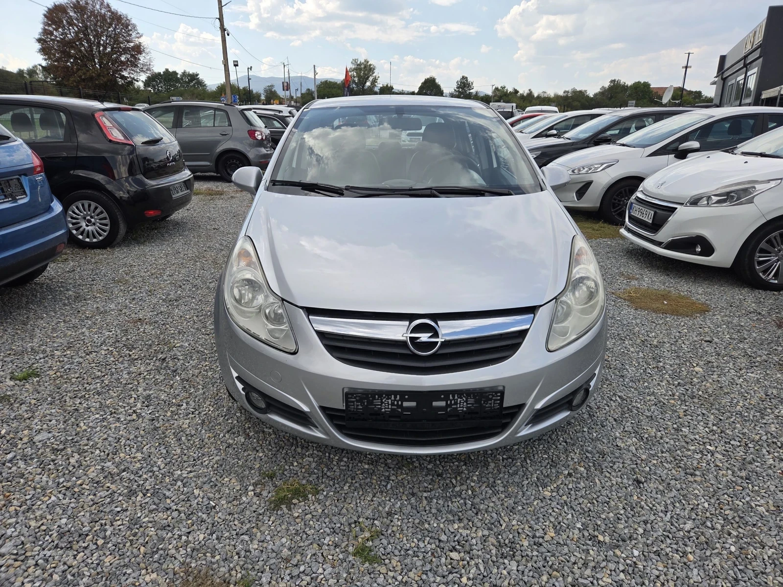 Opel Corsa 1.2 i. GPL - изображение 3