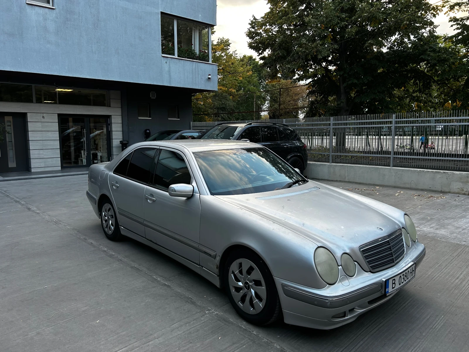 Mercedes-Benz E 270  - изображение 3