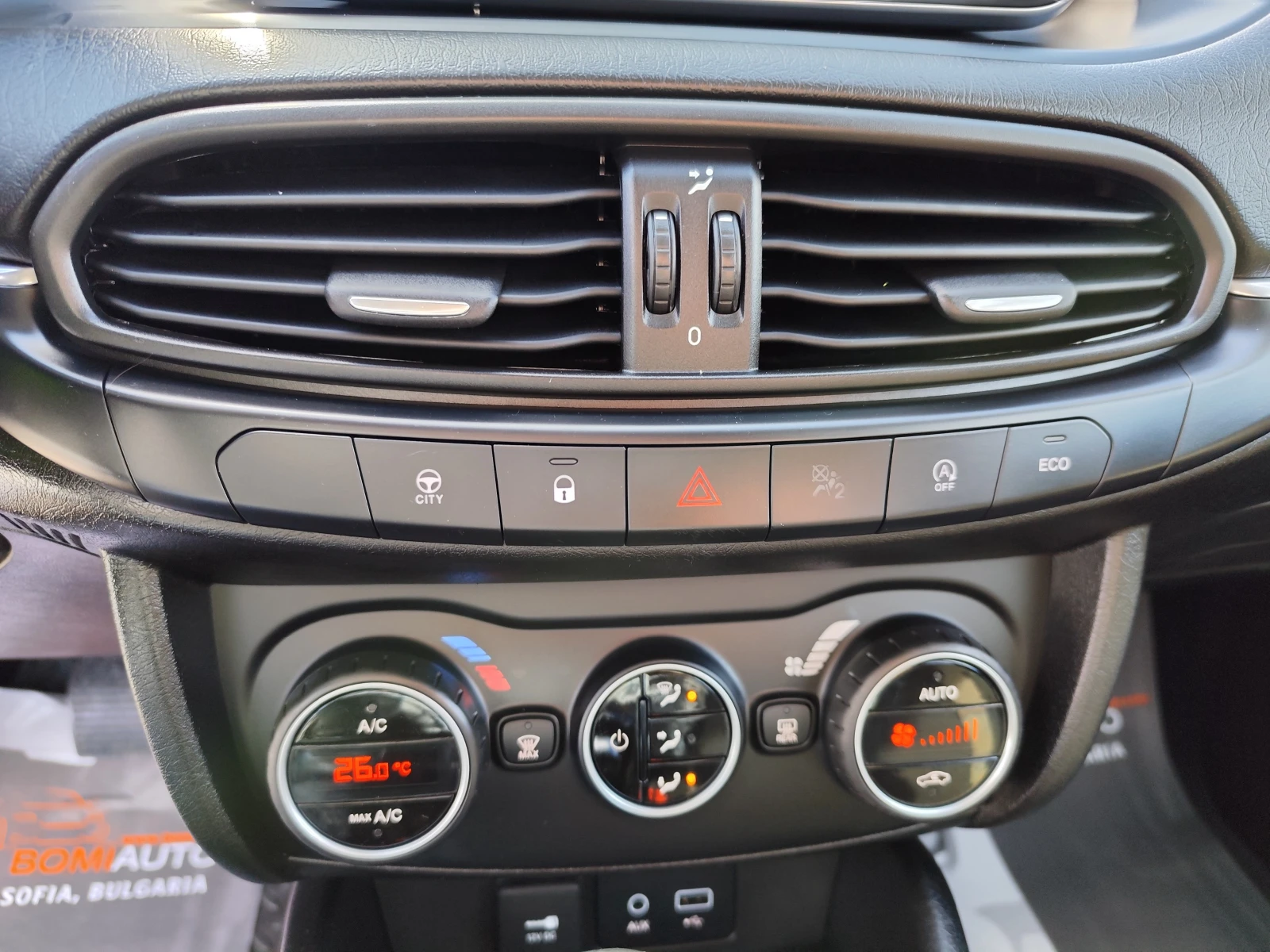 Fiat Tipo 1.6mJTD* АВТОМАТИК* NAVI* LED* EURO6B*  - изображение 10