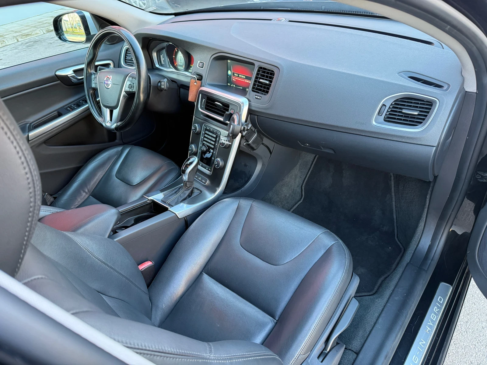 Volvo V60 2.4* PLUG-IN-HYB* 4�4* �������* ���������* ������� | Mobile.bg � ����������� 15