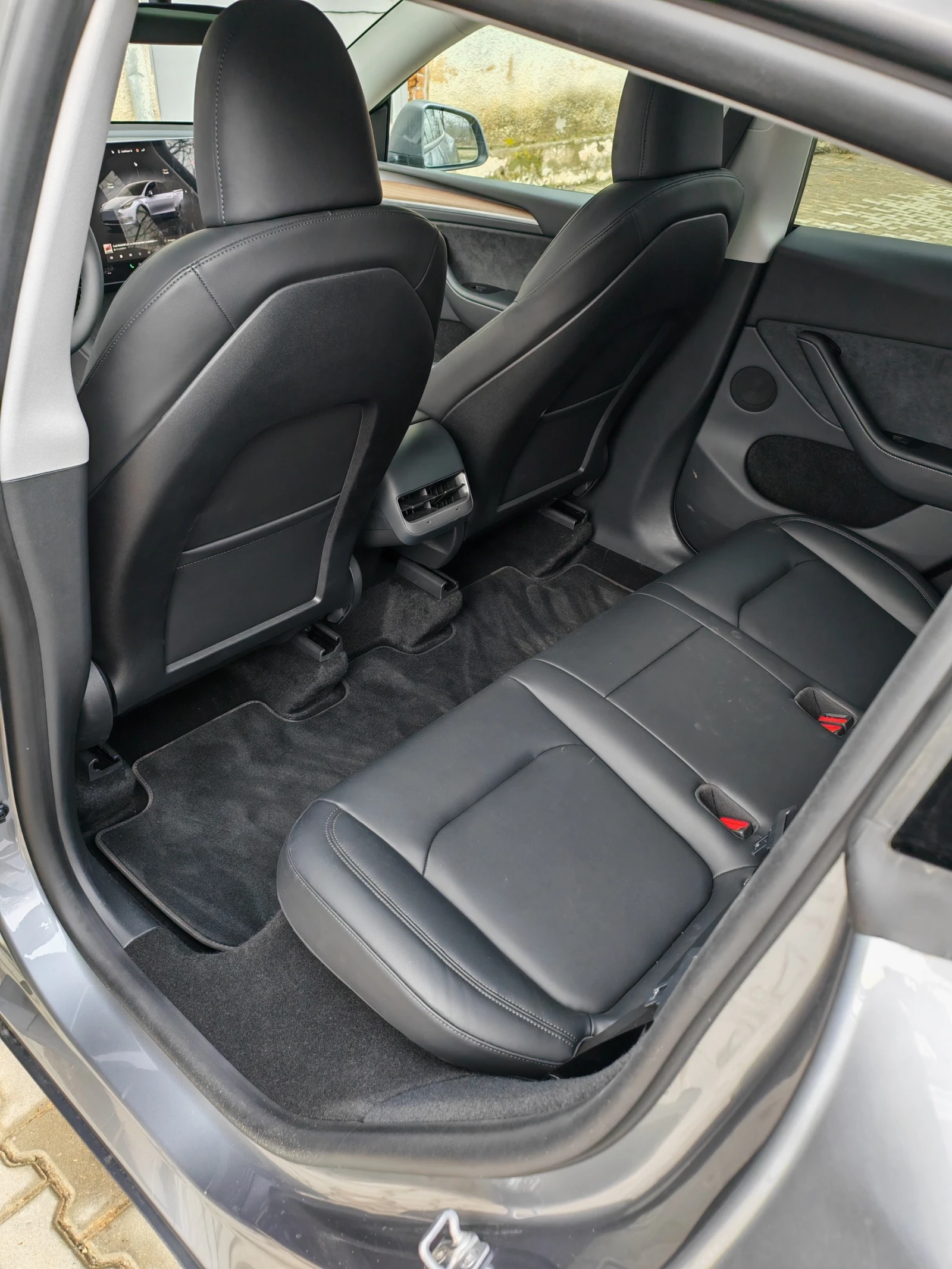 Tesla Model Y Performance | Mobile.bg � ����������� 5