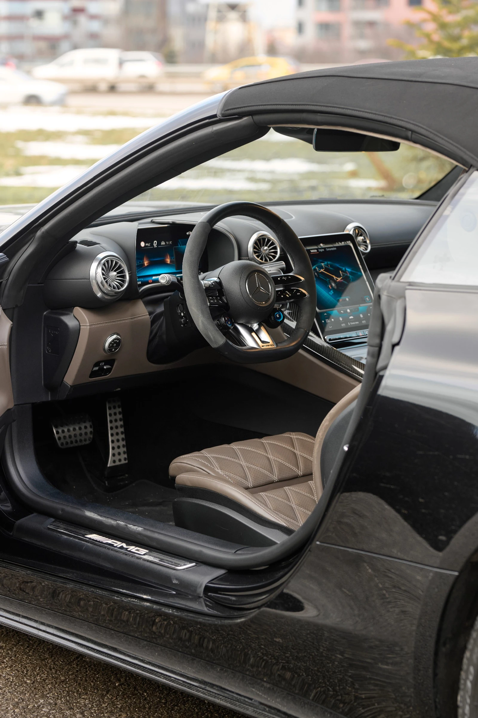 Mercedes-Benz SL 63 AMG  - изображение 9