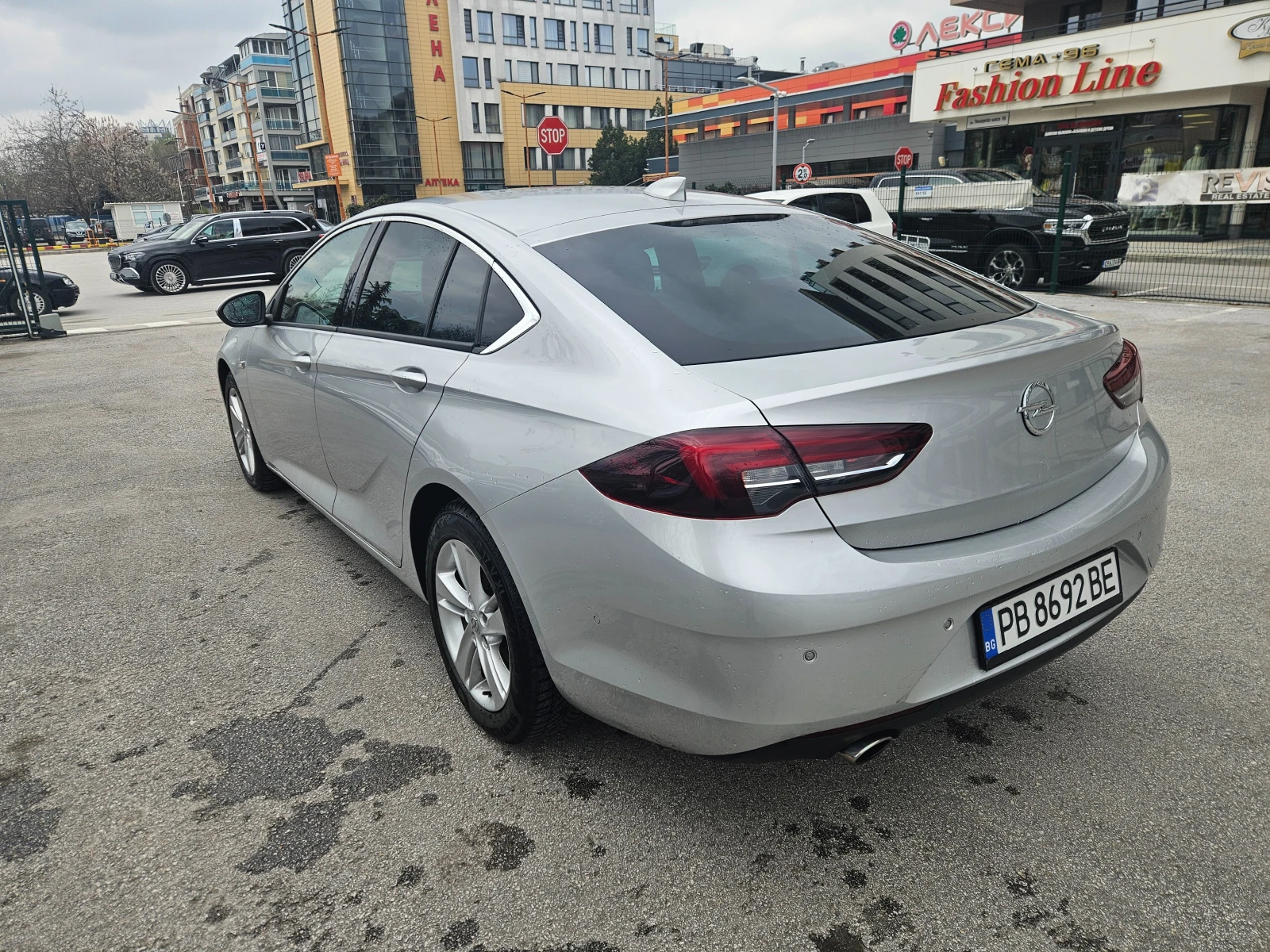 Opel Insignia GRANDE SPORT 4X4, снимка 5 - Автомобили и джипове - 53704977