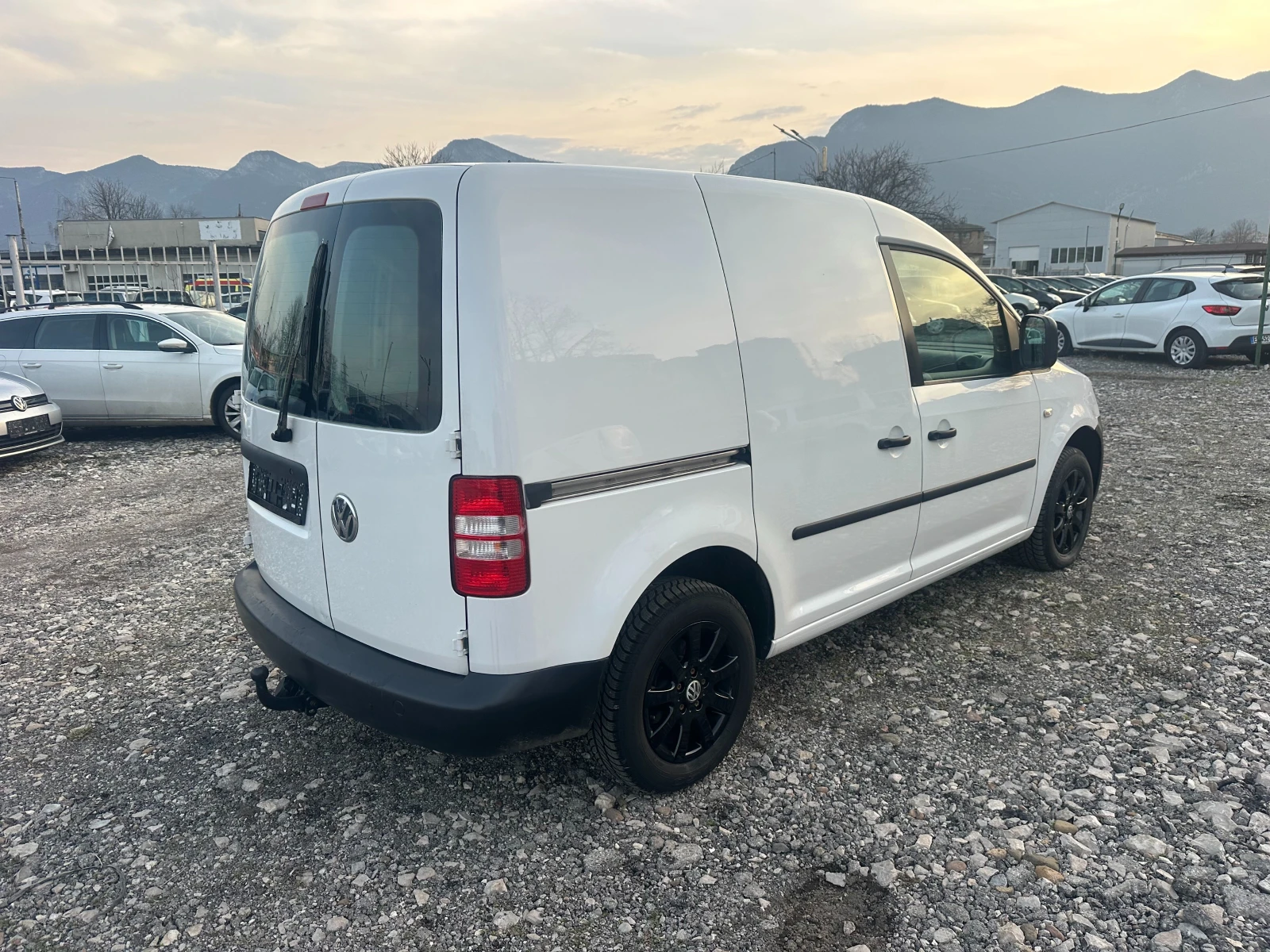 VW Caddy 2, 0TDI 102KC, снимка 5 - Автомобили и джипове - 53710075