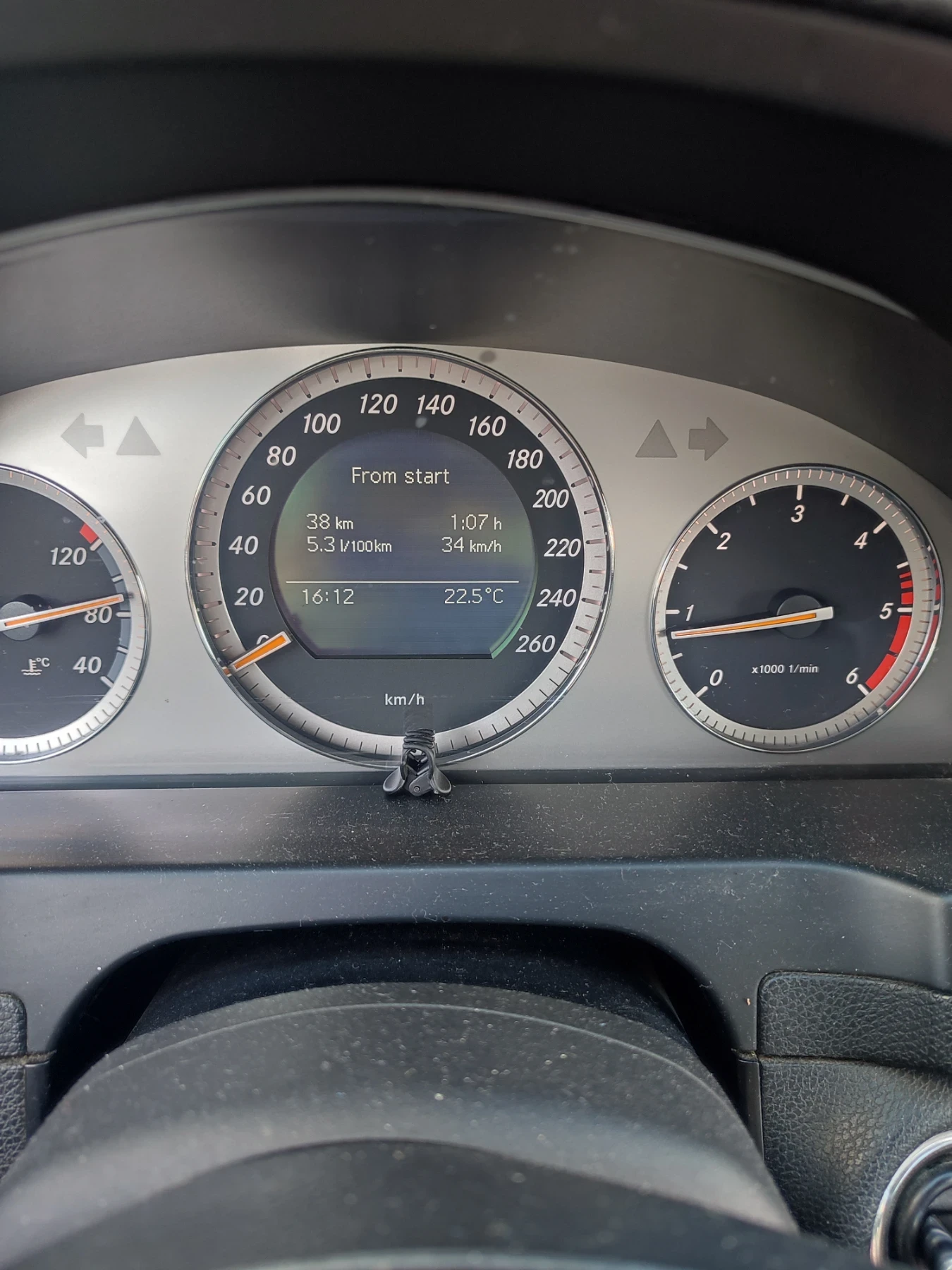 Mercedes-Benz C 220, снимка 8 - Автомобили и джипове - 53752498