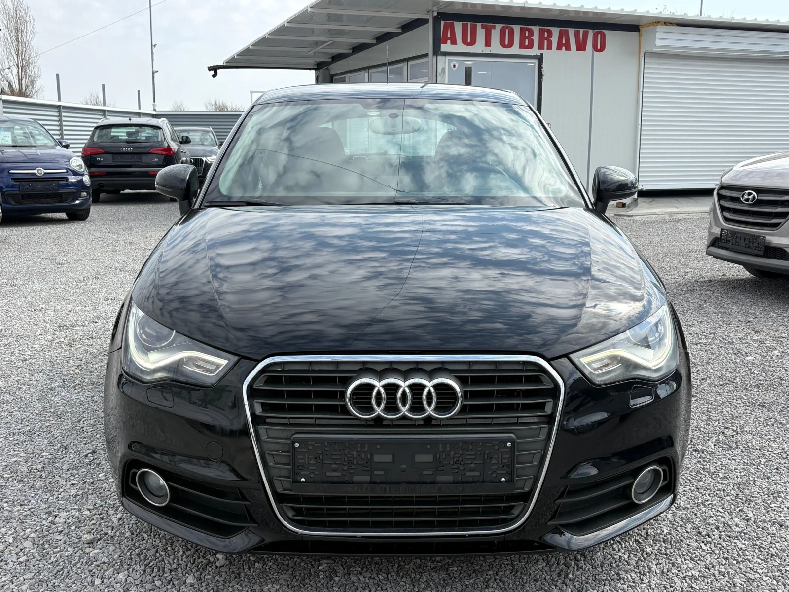 Audi A1 1.6TDI-АВТОМАТИК, снимка 3 - Автомобили и джипове - 53864256