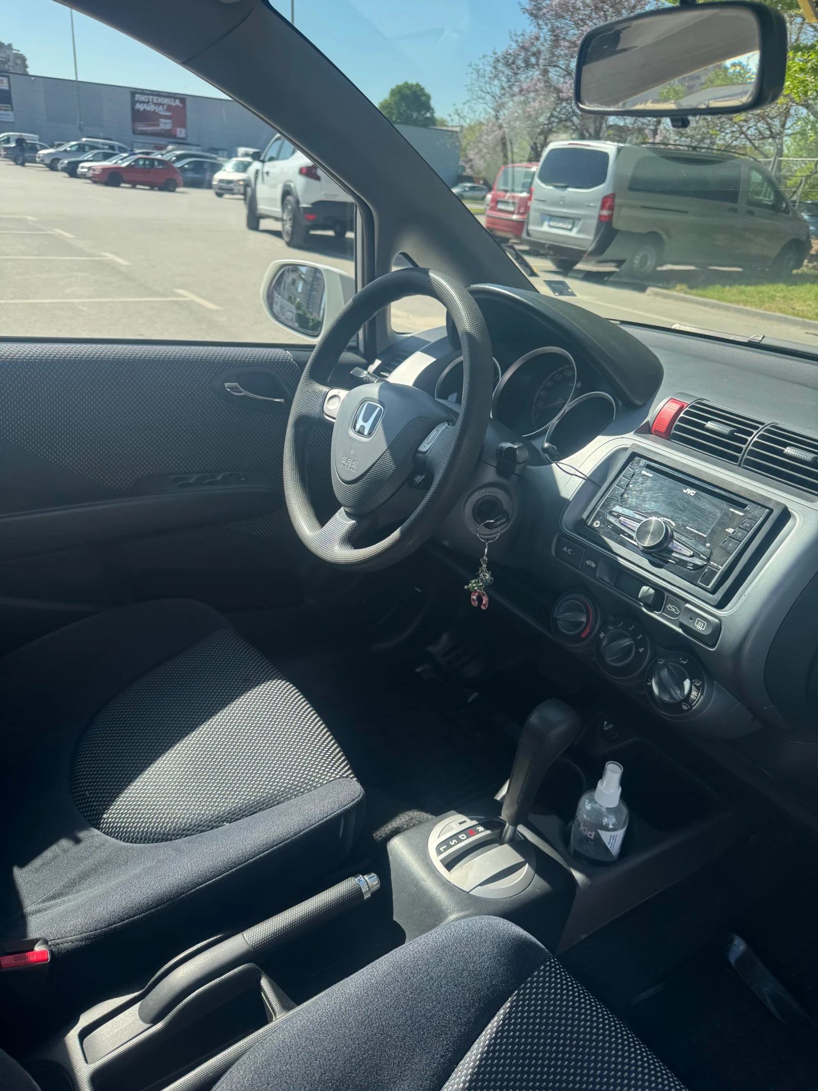 Honda Jazz, снимка 8 - Автомобили и джипове - 54333181