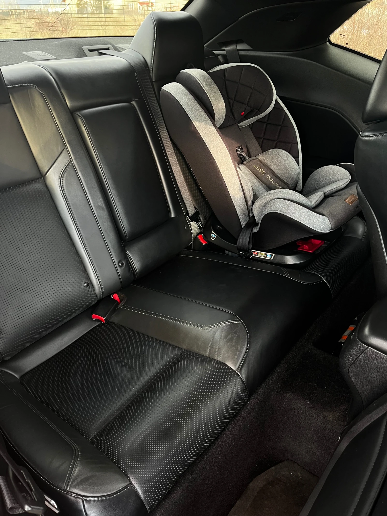 Dodge Challenger 3.6 sxt plus, снимка 9 - Автомобили и джипове - 54744429