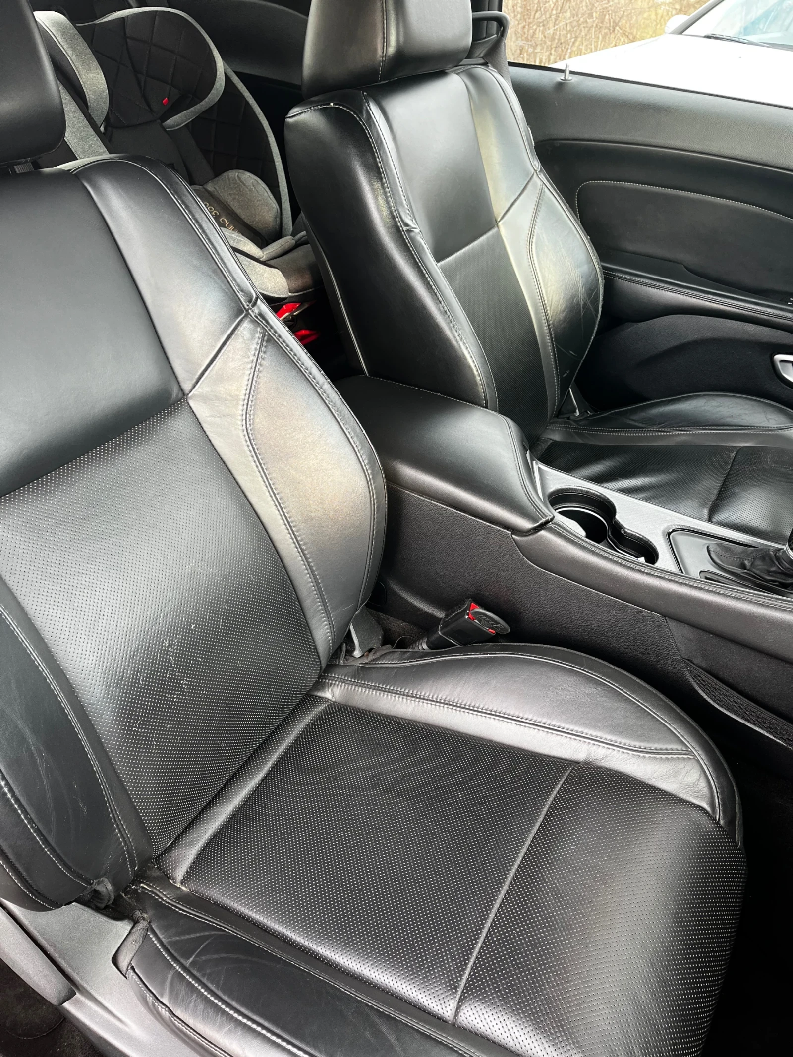 Dodge Challenger 3.6 sxt plus, снимка 8 - Автомобили и джипове - 54744429