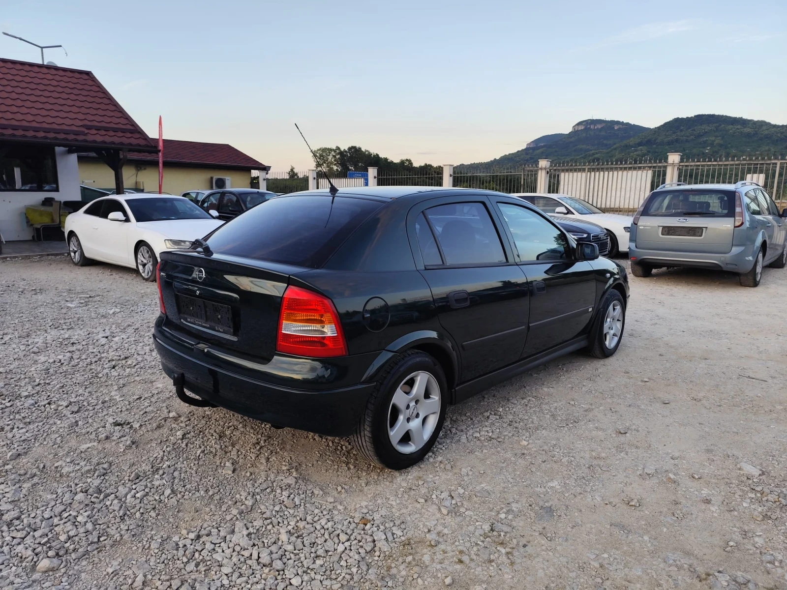Opel Astra 1.6 бензин моно инжекция!!!, снимка 4 - Автомобили и джипове - 54963205