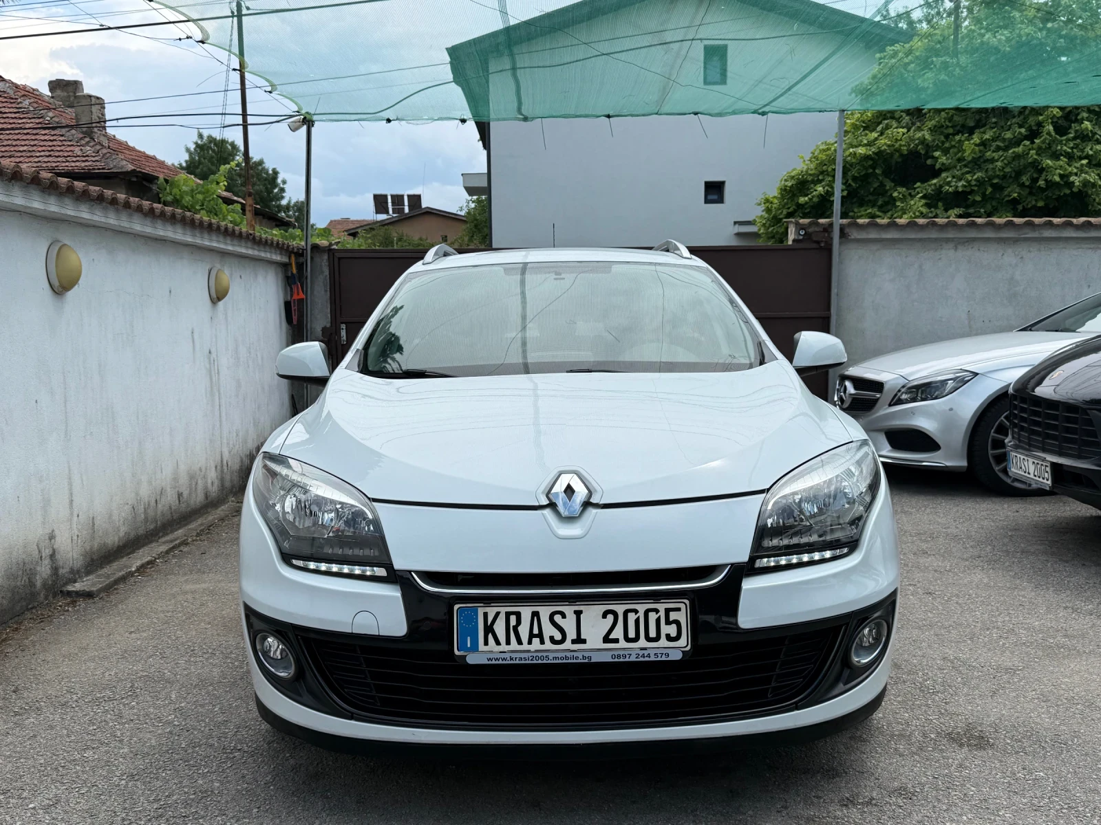 Renault Megane 1.6I LPG NAVI , снимка 2 - Автомобили и джипове - 55015794