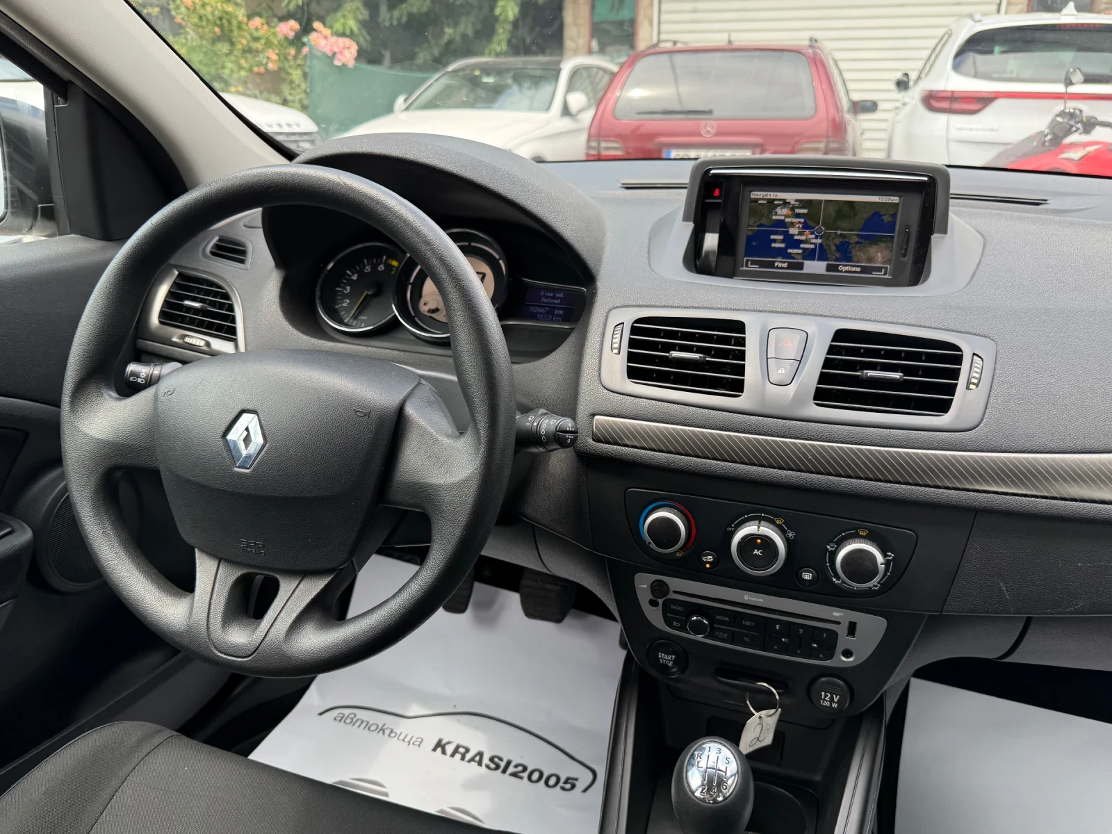 Renault Megane 1.6I LPG NAVI , снимка 11 - Автомобили и джипове - 55015794