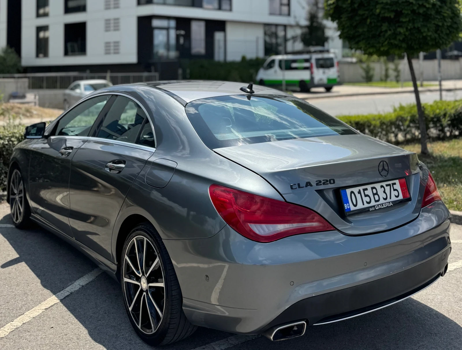 Mercedes-Benz CLA 220, снимка 10 - Автомобили и джипове - 55186053