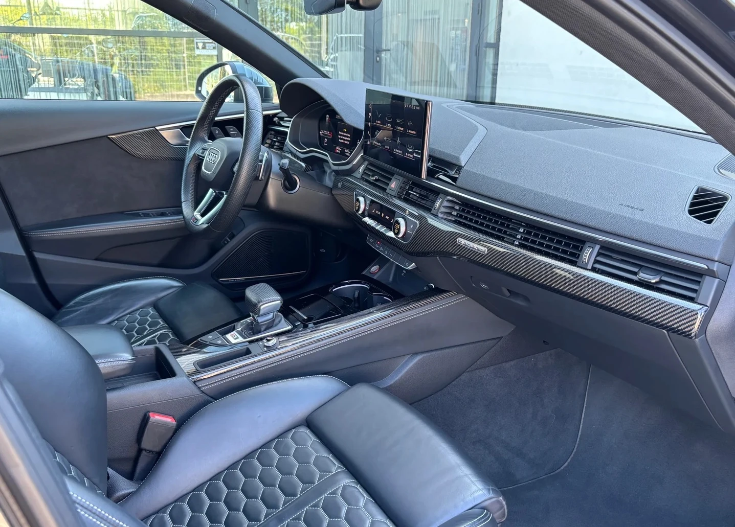 Audi Rs4 2.9 Avant Quattro , снимка 5 - Автомобили и джипове - 55393949