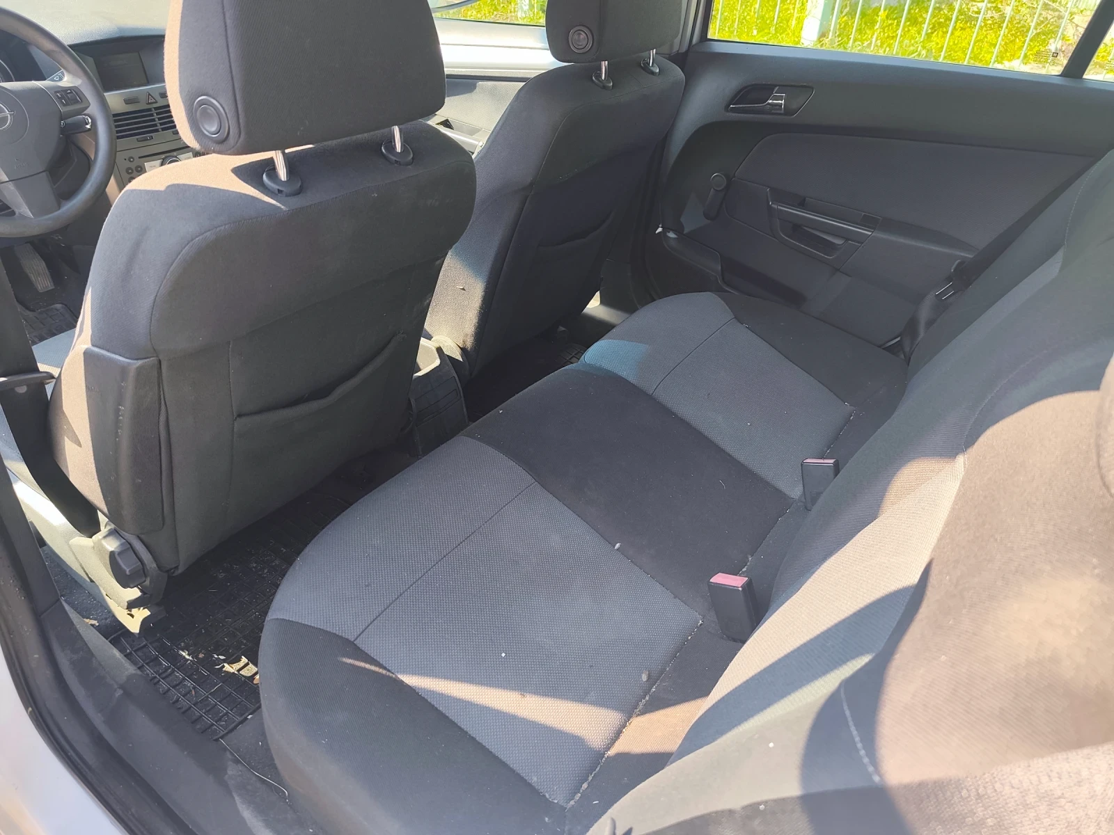 Opel Astra 1.7 dtl, снимка 9 - Автомобили и джипове - 55450807