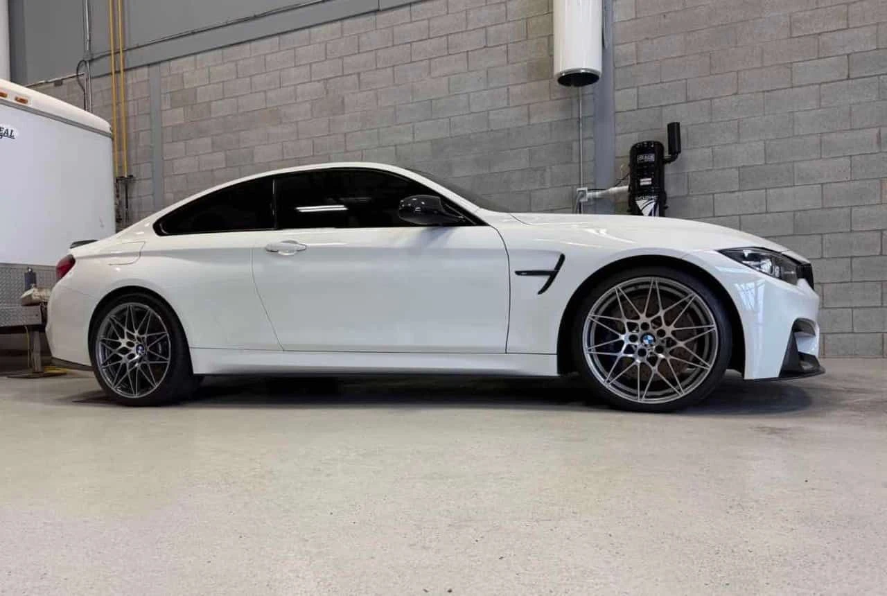 BMW M4 * Coupe * АВТОКРЕДИТ БЕЗ ПЪРВОНАЧАЛНА ВНОСКА* , снимка 2 - Автомобили и джипове - 55551594